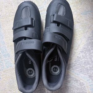Shimano Men's Black Athletic Cycling Shoes